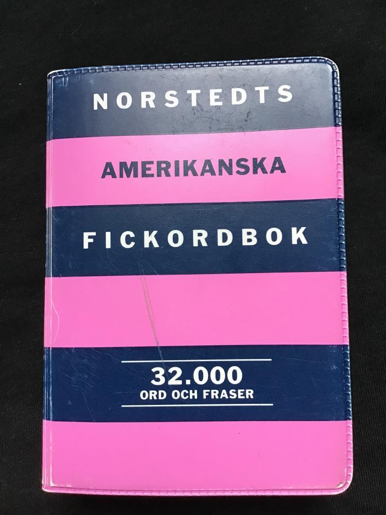 Norstedts amerikanska fickordbok : amerikansk-svensk, svensk-amerikansk :32.000 ord och fraser