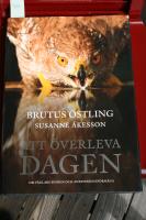Att överleva dagen : om fåglars sinnen och anpassningsförmåga